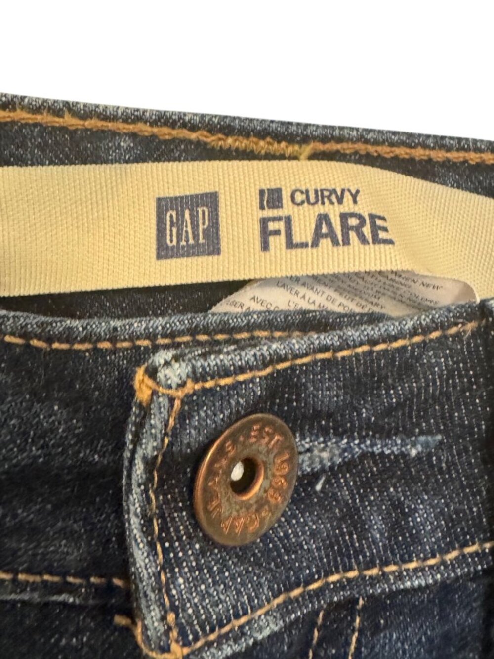 Gap Curvy Flare Dark Wash Denim Jeans Size 2 Ankle Mid Rise Bootcut Women’s - Picture 4 of 7